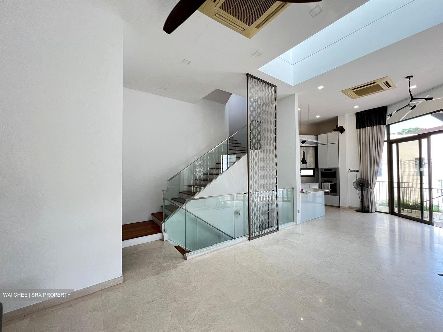 Goldhill Avenue (D11), Semi-Detached #430613051